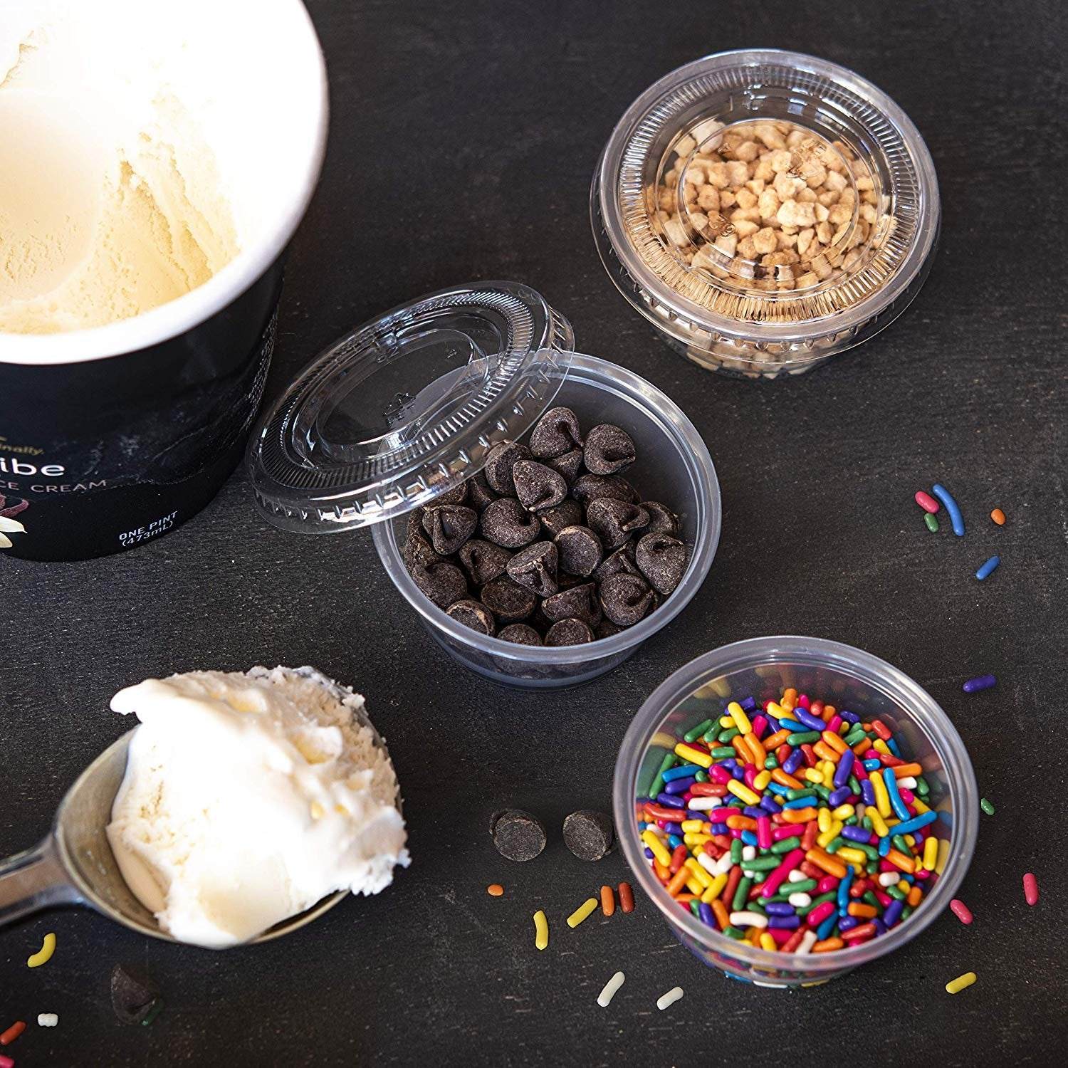 100-Pack of 5.5 Ounce Clear Plastic Jello Shot Cup Containers with Snap on Leak-Proof Lids –Jello Shooter Shot Cups -FDA-Approved -Compact Food Storage for Portion Control, 5 oz,Sauces, Liquid, Dips - NY-HI